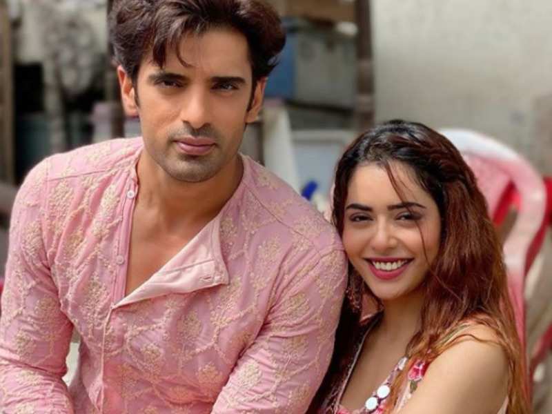 A lockdown love story Saturday 9 April 2022
